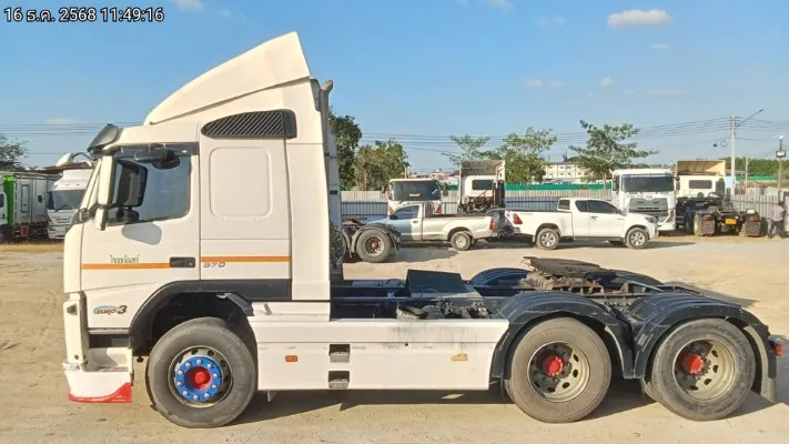 Volvo รถบรรทุก – 7