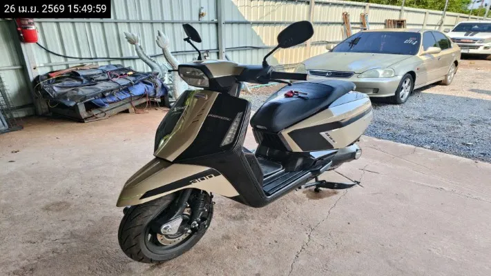 2025 Lambretta X300 – 5