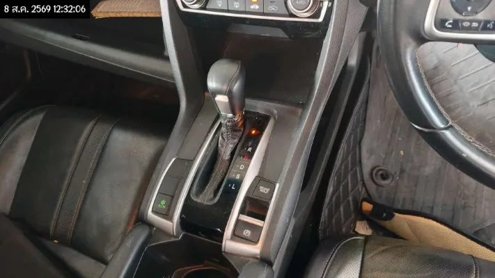2018 Honda Civic – 9