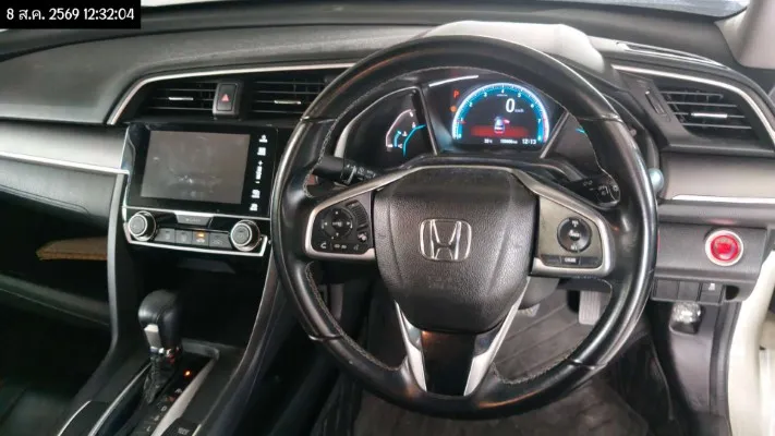 2018 Honda Civic – 12
