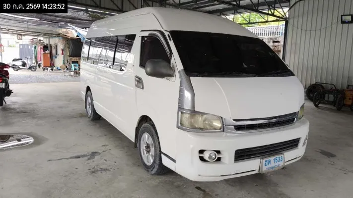 2008 Toyota Commuter – 2