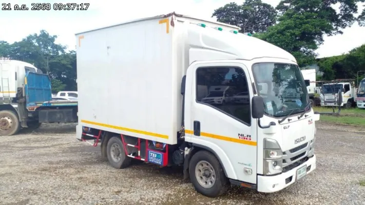 2022 Isuzu NLR – 3