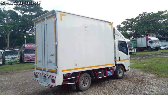 2022 Isuzu NLR – 5