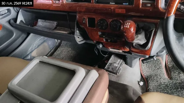 2008 Toyota Commuter – 9