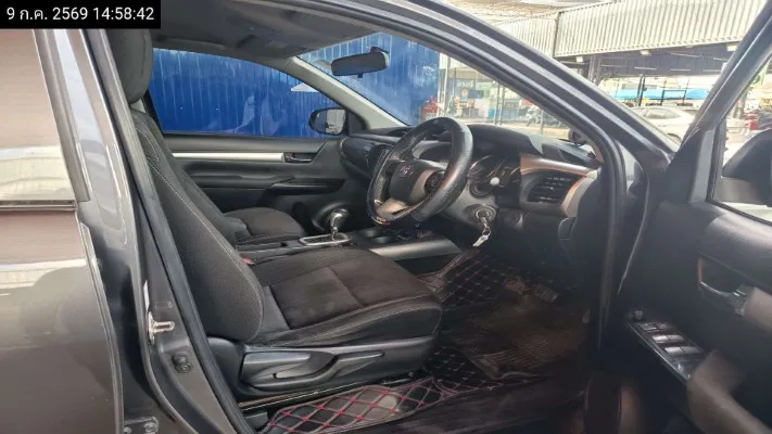 2020 Toyota Hilux Revo – 11