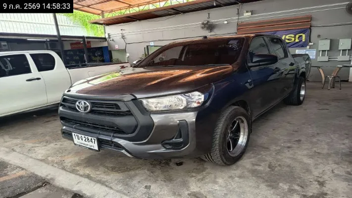 2020 Toyota Hilux Revo – 2