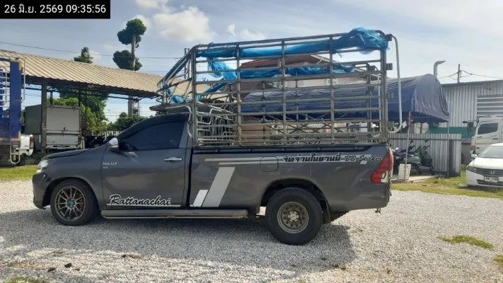2016 Toyota Hilux Revo – 7