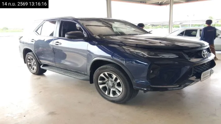 2023 Toyota Fortuner – 3