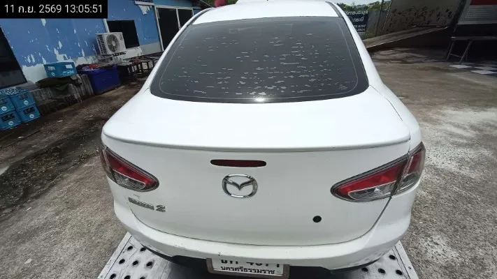 2013 Mazda Mazda2 – 12