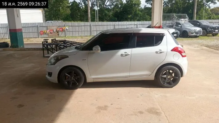 2015 Suzuki Swift – 7