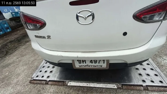 2013 Mazda Mazda2 – 11