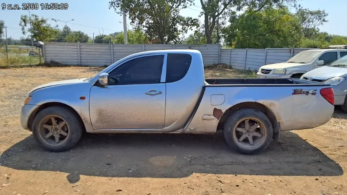 2006 Mitsubishi Triton – 7
