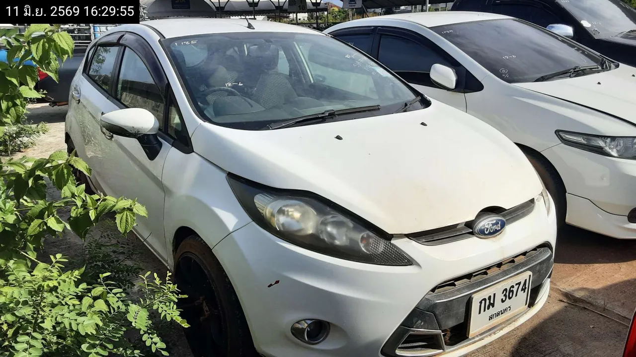 2012 Ford Fiesta – 3