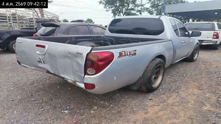2006 Mitsubishi Triton – 5