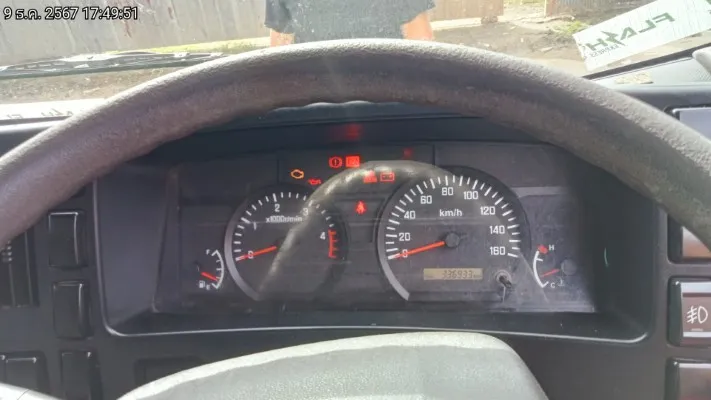 2021 Isuzu NLR – 10