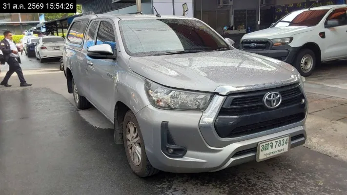2020 Toyota Hilux Revo – 3