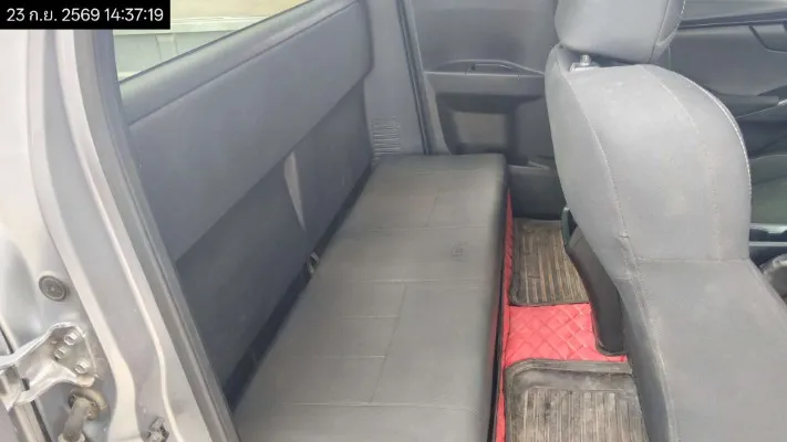 2020 Isuzu D-Max – 11