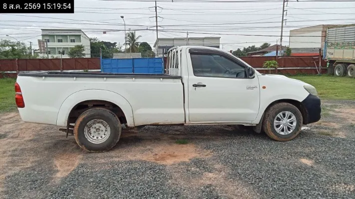 2014 Toyota Hilux Vigo – 8