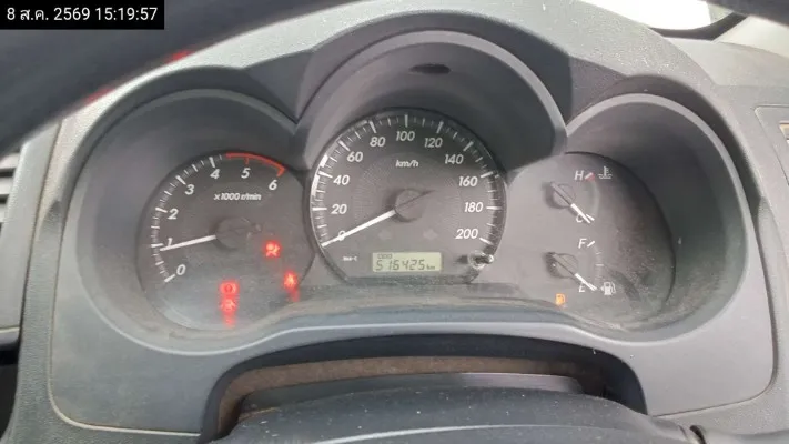 2014 Toyota Hilux Vigo – 12