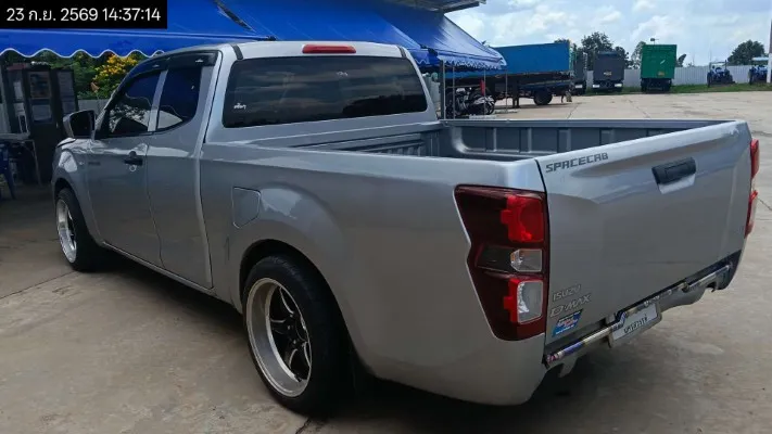 2020 Isuzu D-Max – 6