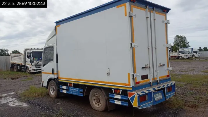 2021 Isuzu NLR – 4
