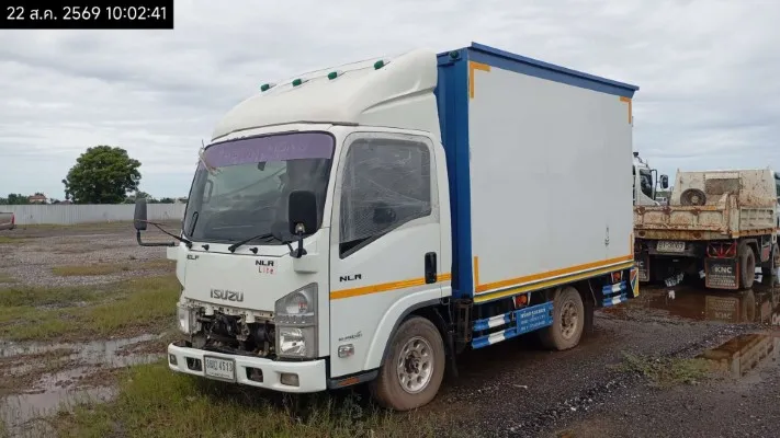 2021 Isuzu NLR – 2