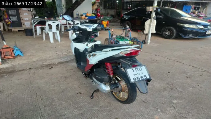2017 Honda Click – 8