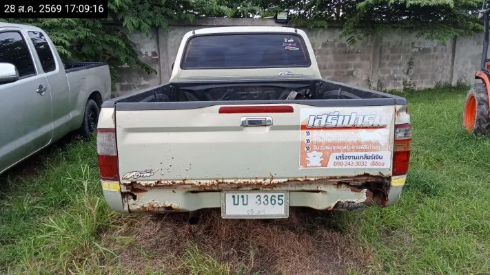 2002 Toyota Hilux Tiger – 5