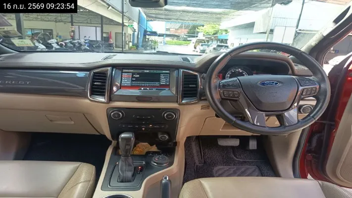 2016 Ford Everest – 9