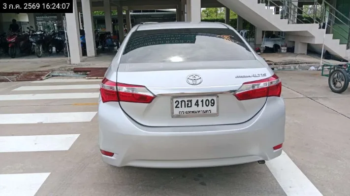 2014 Toyota Corolla Altis – 4