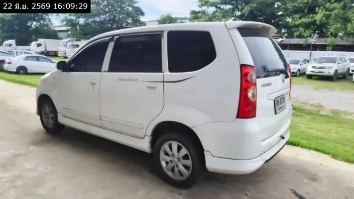 2010 Toyota Avanza – 6