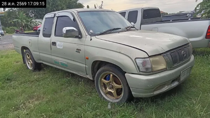 2002 Toyota Hilux Tiger – 4