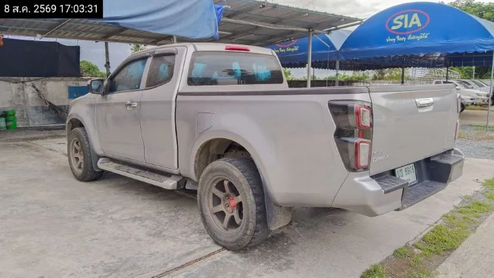 2022 Isuzu D-Max – 6