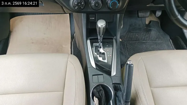 2014 Toyota Corolla Altis – 9