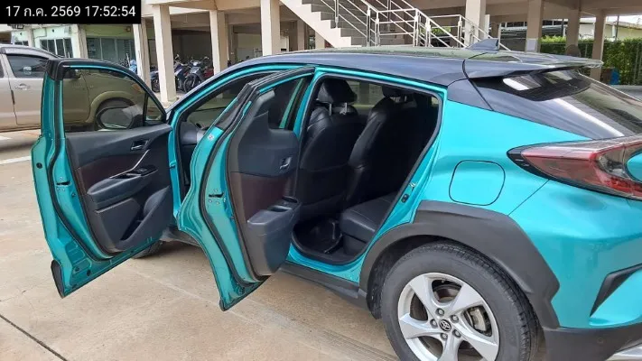 2018 Toyota C-HR – 12