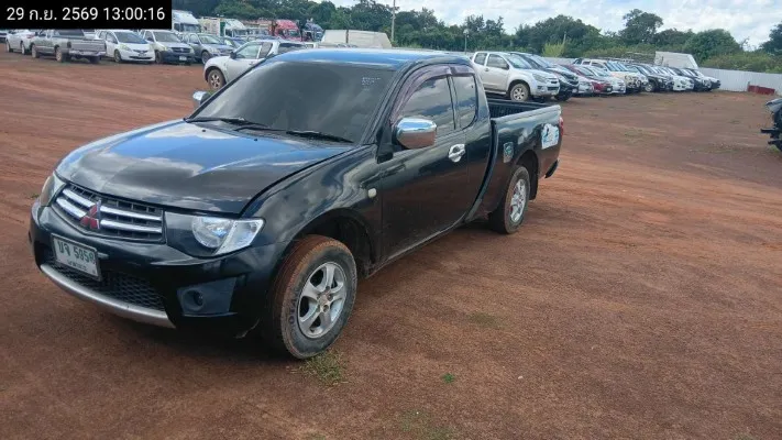 Mitsubishi Triton – 2