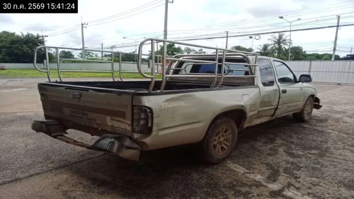 2004 Toyota Hilux Tiger – 5