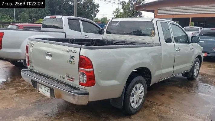 2012 Toyota Hilux Vigo – 5