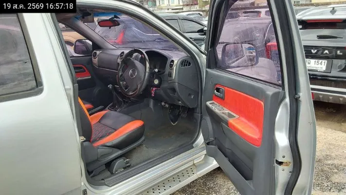2006 Isuzu D-Max – 11