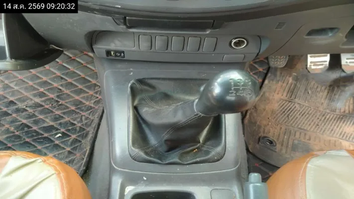 2012 Toyota Hilux Vigo – 9