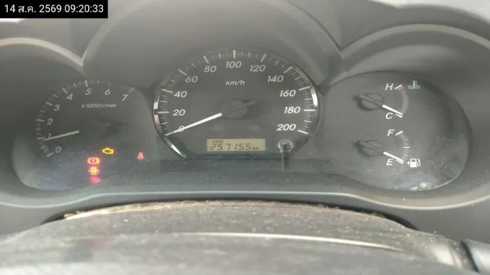 2012 Toyota Hilux Vigo – 11