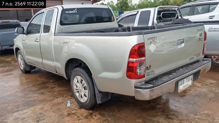 2012 Toyota Hilux Vigo – 6