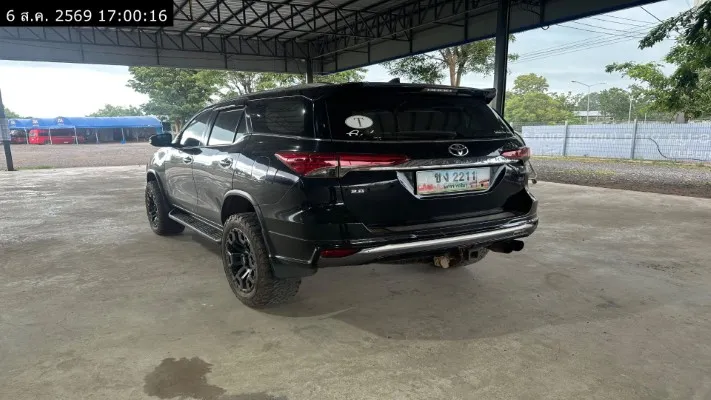 2015 Toyota Fortuner – 6