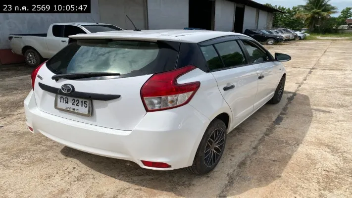 2014 Toyota Yaris – 5