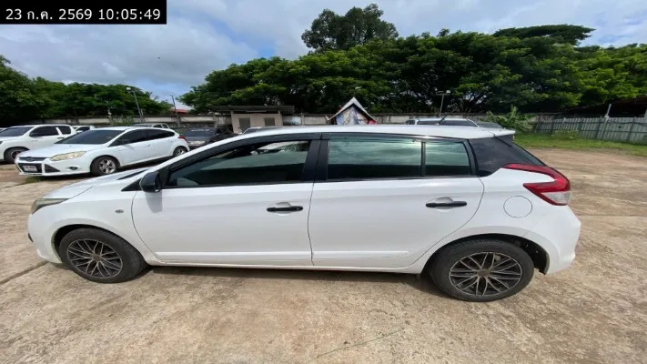 2014 Toyota Yaris – 7