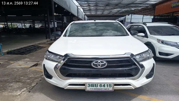 2022 Toyota Hilux Revo – 1