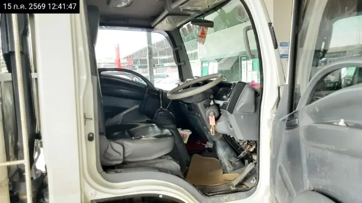 2022 Isuzu NMR 130 – 9