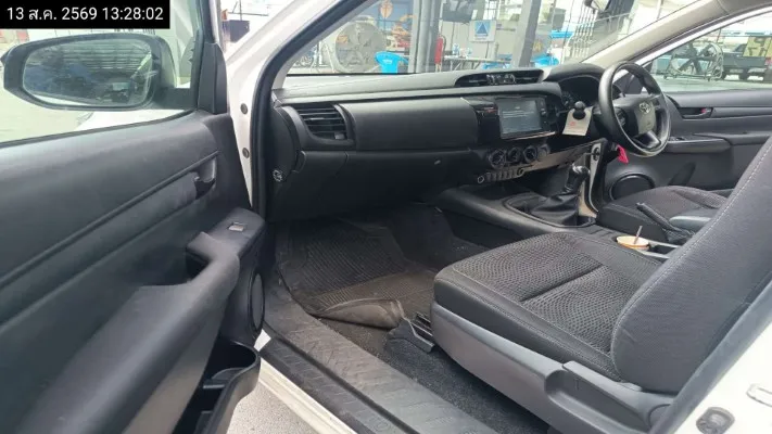 2022 Toyota Hilux Revo – 8