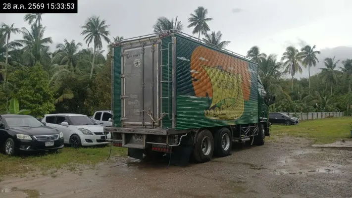 2006 Hino FL1J – 8
