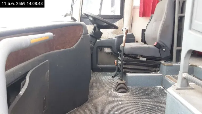 2013 King Long XMQ6900D – 8